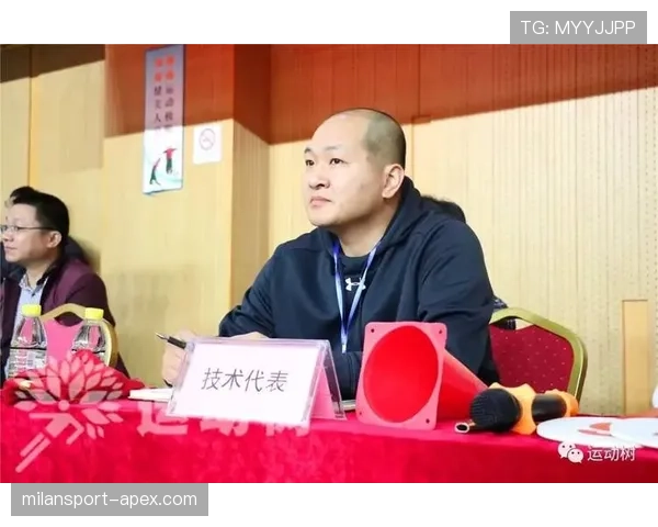 裁判职责:场上唯一执法者如何确保比赛公平进行 裁判职责:场上唯一执法者如何确保比赛公平进行